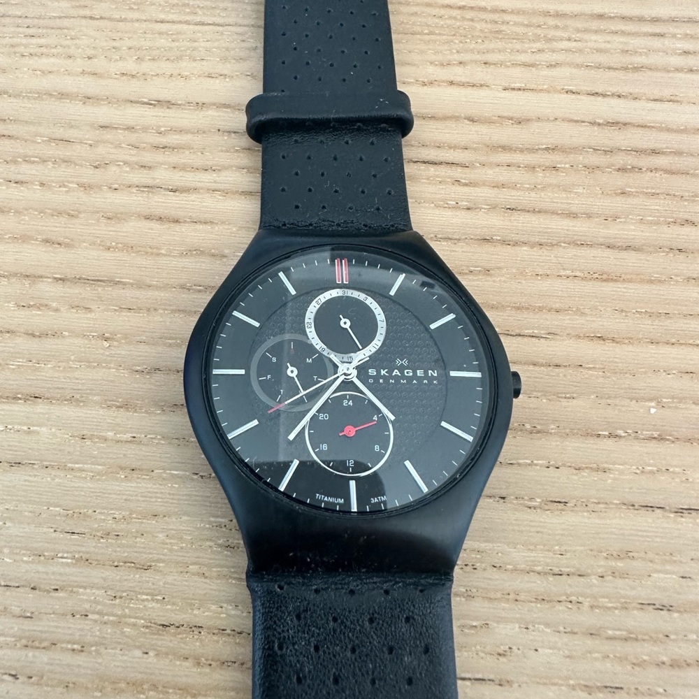 Men’s Skagen Ultra Slim Titanium Denmark Black Watch 806XLTBLB